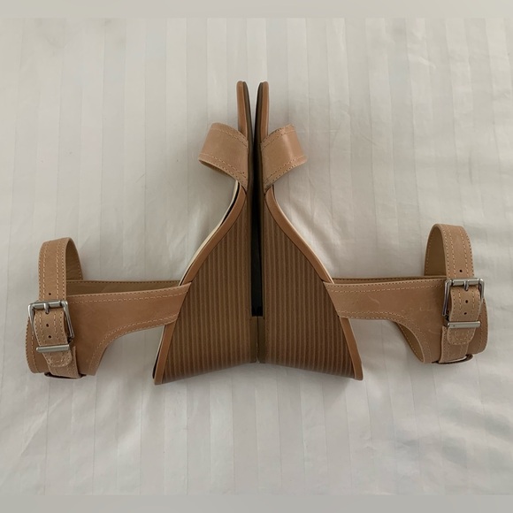 *Donated*Or FREE! Jessica Simpson Cristabel Wedge Sandal - Picture 6 of 13